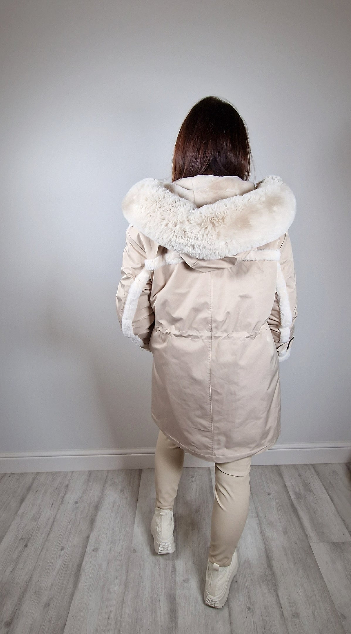 Beige winterjas met kap