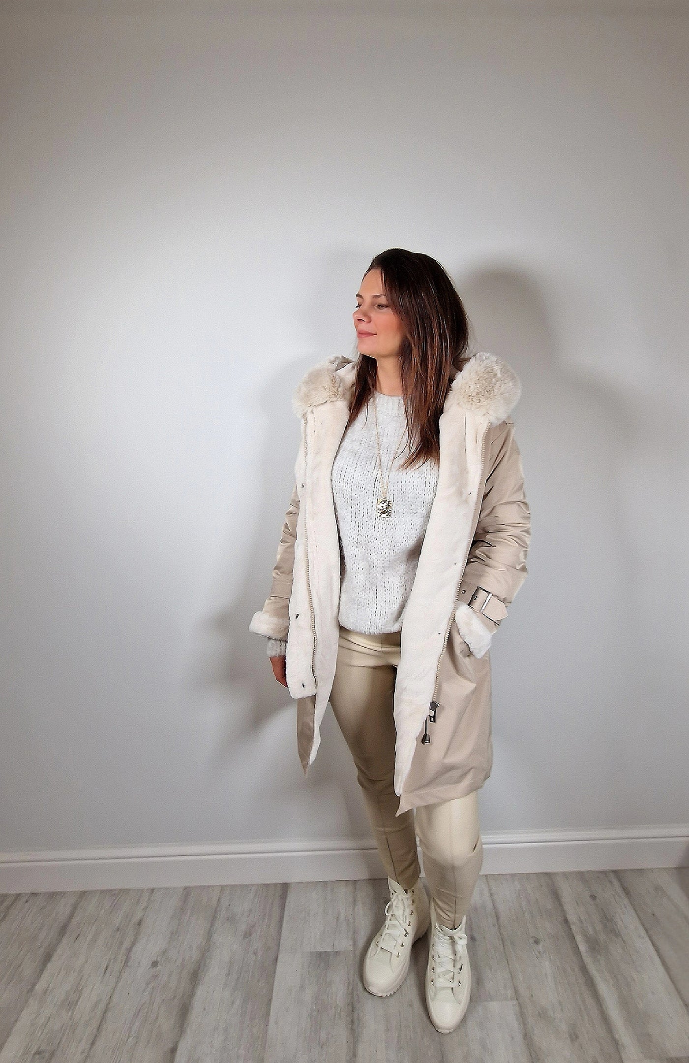 Beige winterjas met kap