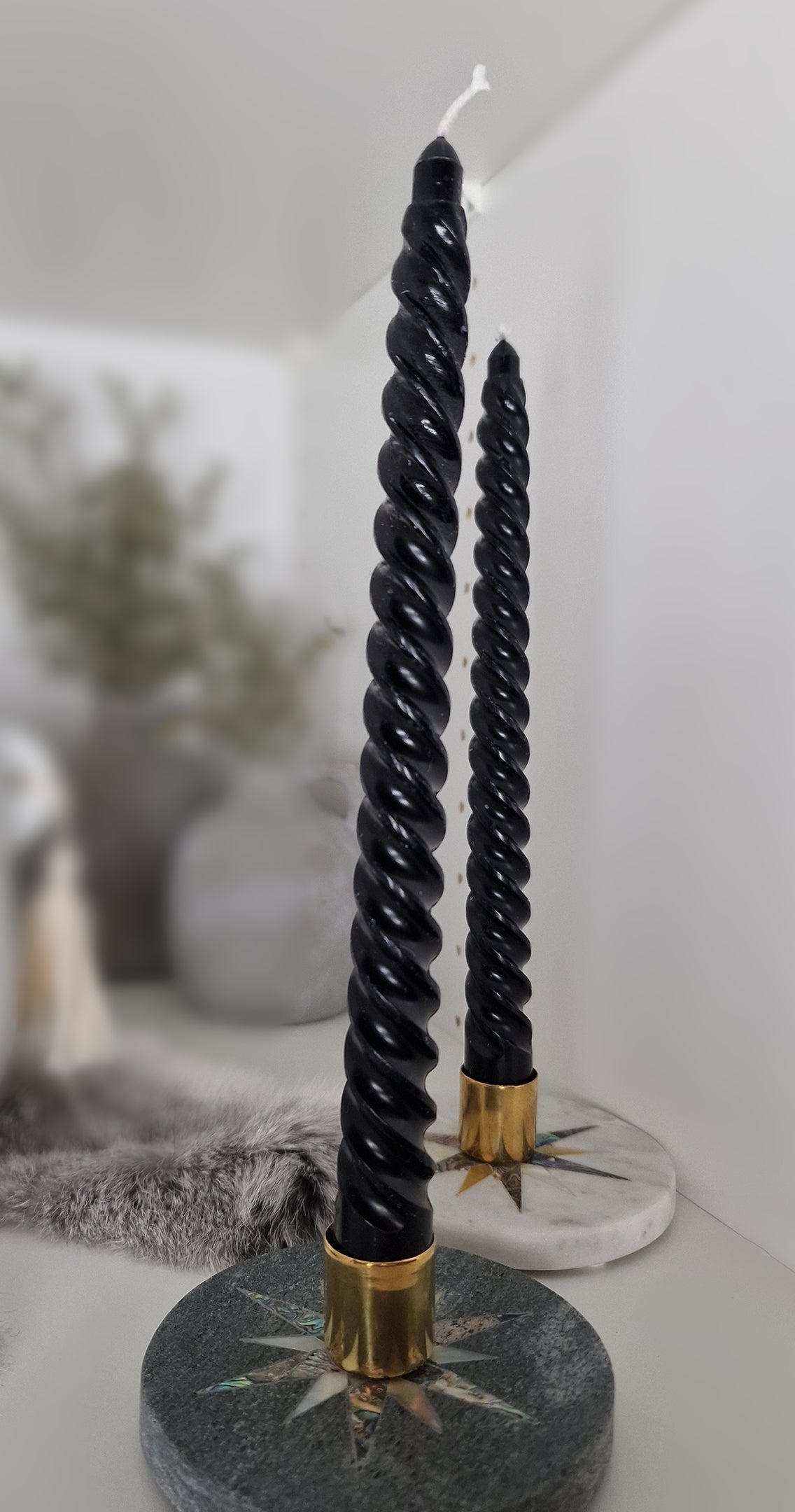 Swirl Candle - Black